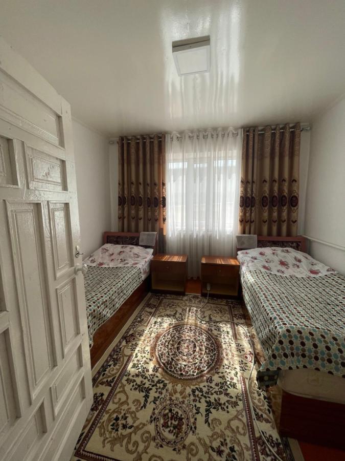 Bokonbayevo Guesthouse Gulmira מראה חיצוני תמונה